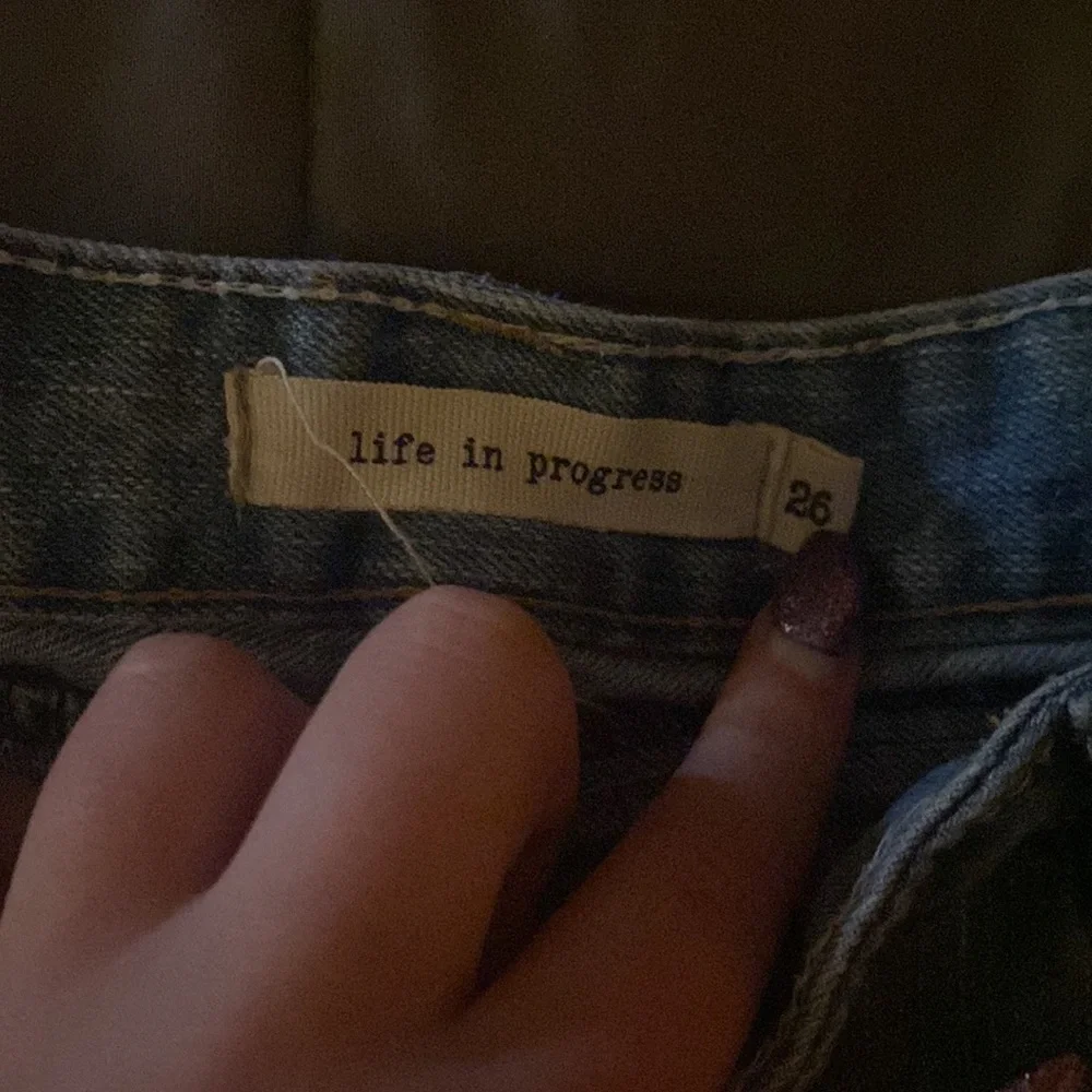 Life in progress Jean shorts size 26 - Picture 2 of 4